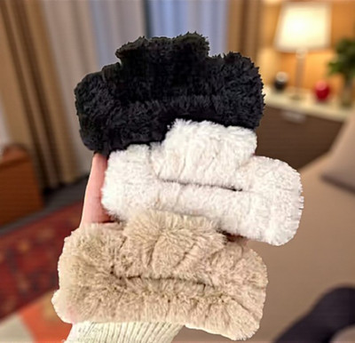 Freebies Premium Plush Fluffy Hair Clutcher Pack of 3 Multicolor Hair Claw(Multicolor)