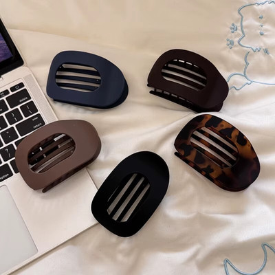 Vivalace Pack Of 3 Pcs Random color korean style hair Claw for Girls and women Hair Claw(Multicolor)