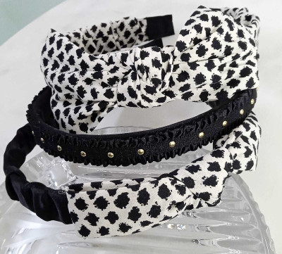DEEPTI CHANDNA DESIGNS Designs Trending Exclusive & Elegant Hand Crafted Combos of Casual Chic routine Hair Band(Black)