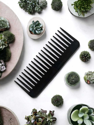 MICLAC Wide tooth comb plastic (pack of 1)