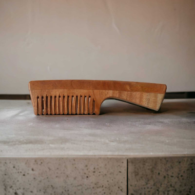 MICLAC Kachi neem comb with handle for men (pack of 1)