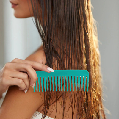 MICLAC Wide tooth comb for women ||Big tooth comb with handle 1pcs