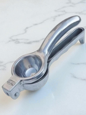 Nutech Steel lemon squeezer Hand Juicer(Silver)