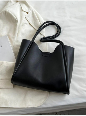 TrendStore Women Black Handbag