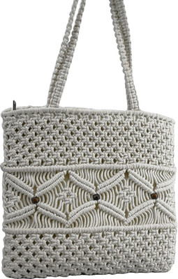 Onish Women White Messenger Bag