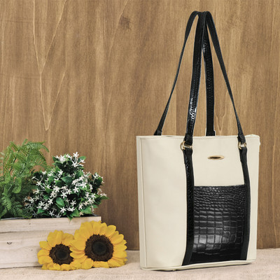 LoveHush Multicolor Hand-held Bag CROCO_POCKET_CREAM