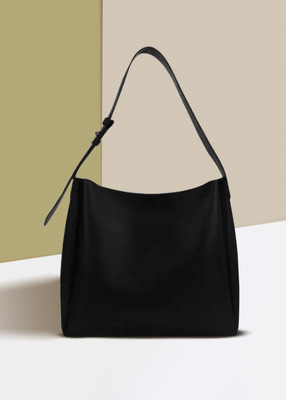 Trendycraft Women Black Tote