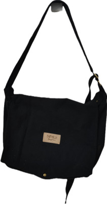 PAPYRUS Men & Women Black Messenger Bag