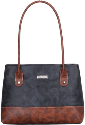 VI Regal Fashion Women Black Messenger Bag