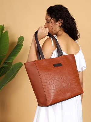 Pramadda Pure Luxury Women Tan Tote