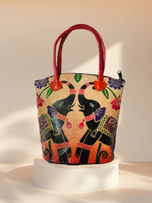 CLASSIQUE Women Multicolor Hand-held Bag