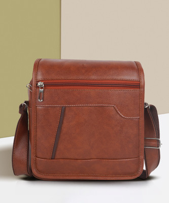 Parsley Men Tan Messenger Bag