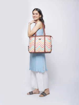 ZOUK Women Pink Shoulder Bag