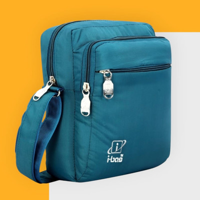HOC Men & Women Green Messenger Bag