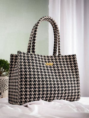 Live Fashion Women Beige, Black Shoulder Bag