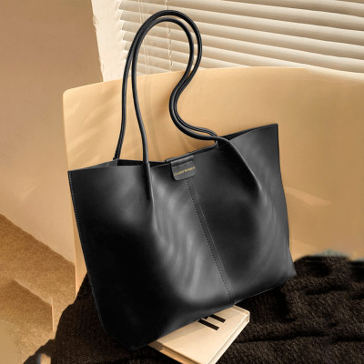 Classy Women Women Black Hand-held Bag
