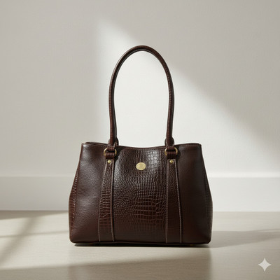 BUFFHORN Women Brown Messenger Bag