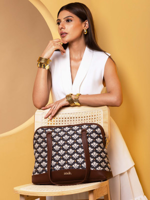 ZOUK Women Black, White Hand-held Bag