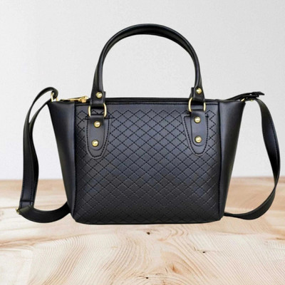 Lovelock Women Black Messenger Bag