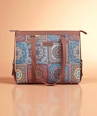 Parisal Women Multicolor Handbag