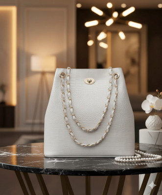 aesthetic Women White Shoulder Bag