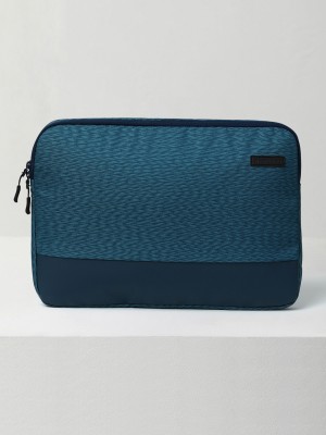 Wildcraft Men & Women Blue Messenger Bag