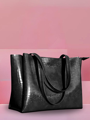 LIVE Women Black Shoulder Bag