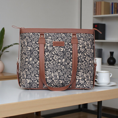 REEWAZIMPERIAL Women Black Tote