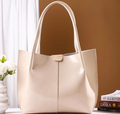 VeerColletcion Women Red Shoulder Bag