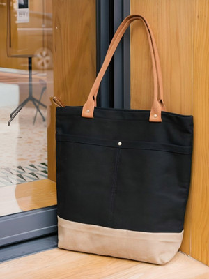 HaveGlam Women Black Tote