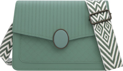 ITALISH Women Green Shoulder Bag