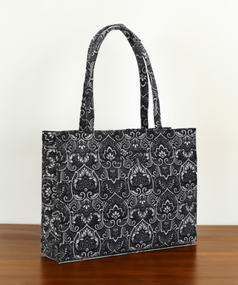 PEARLUXIS Women Multicolor Shoulder Bag