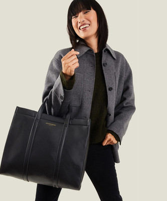 ACCESSORIZE LONDON Women Black Hand-held Bag