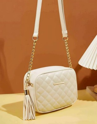 SAHINE FASHION Women White Handbag