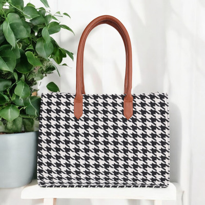 warbler Women White, Black Hand-held Bag