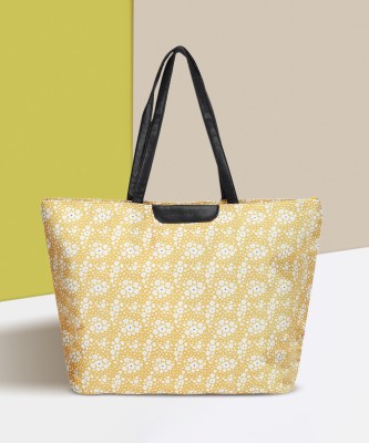 Caprese Women Grey Tote