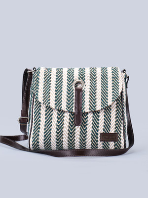 ANOUK Green Sling Bag Stylish textured sling with adjustable strap and zip closure