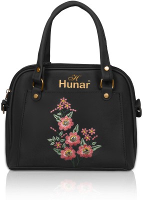 Hunar Women Black Hand-held Bag