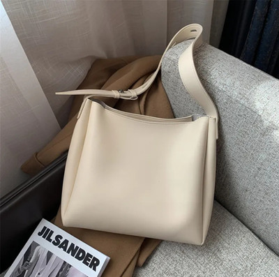 Trendycraft Women White Tote