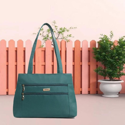 Nariox Women Green Messenger Bag
