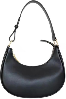 ITALISH Women Black Handbag