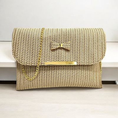Carissa Women Beige Handbag