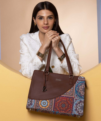 ZOUK Women Multicolor Tote