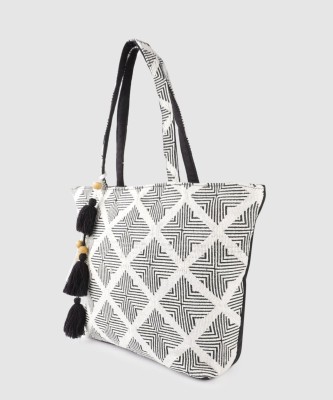 ANOUK Women White Shoulder Bag