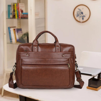 Brandroot Men Tan Messenger Bag