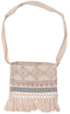 DESIGN ME FASHION AND CRAFT Women Beige Handbag