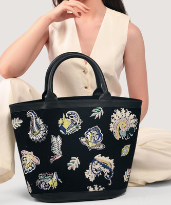 ACCESSORIZE LONDON Women Multicolor Hand-held Bag