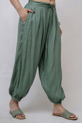 PWC Relaxed Women Green Trousers
