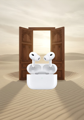 BeatFlow Magnetic Case Wireless Earbuds with Noise Isolation Bluetooth(White, True Wireless)