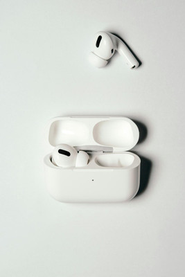BeatFlow Airpods Pro 2 (2nd generation) Wireless Earbuds, Spatial Audio (USB-C) Bluetooth(White, True Wireless)